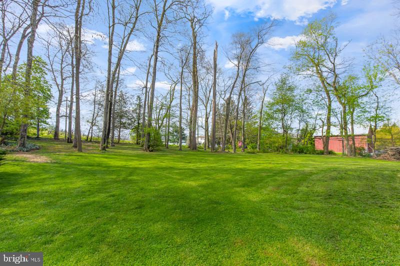 833 Old Road Strasburg, PA 17579 - Photo 10 of 34 Gallery Image 10
