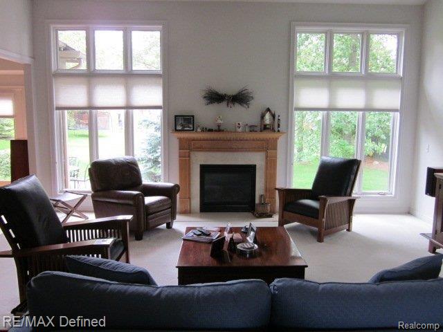 1946 Rainbow Drive Rochester, MI 48306 - Photo 9 of 25 Great Room