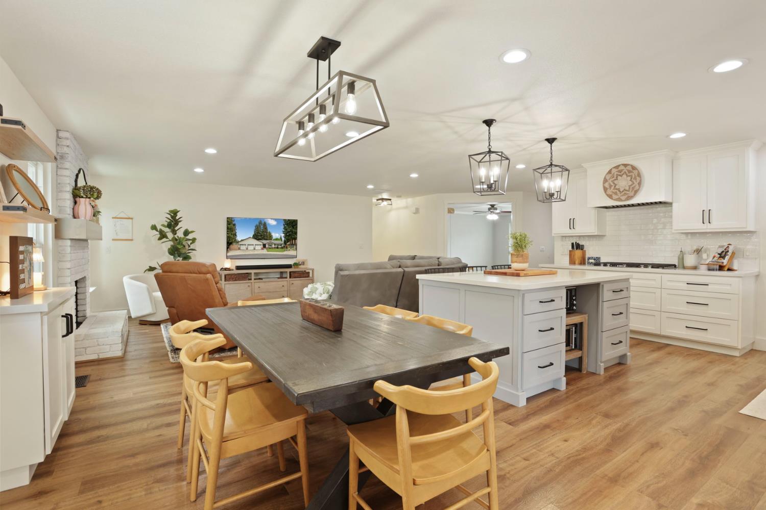 213 Primula Court Ripon, CA 95366 - Photo 12 of 58