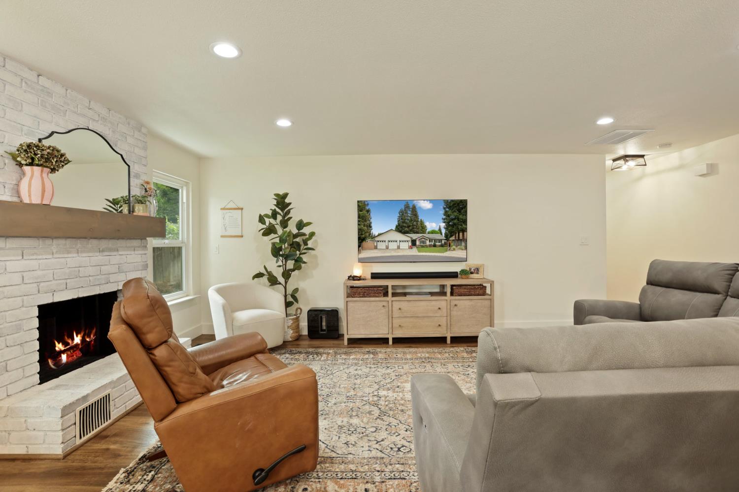 213 Primula Court Ripon, CA 95366 - Photo 9 of 58