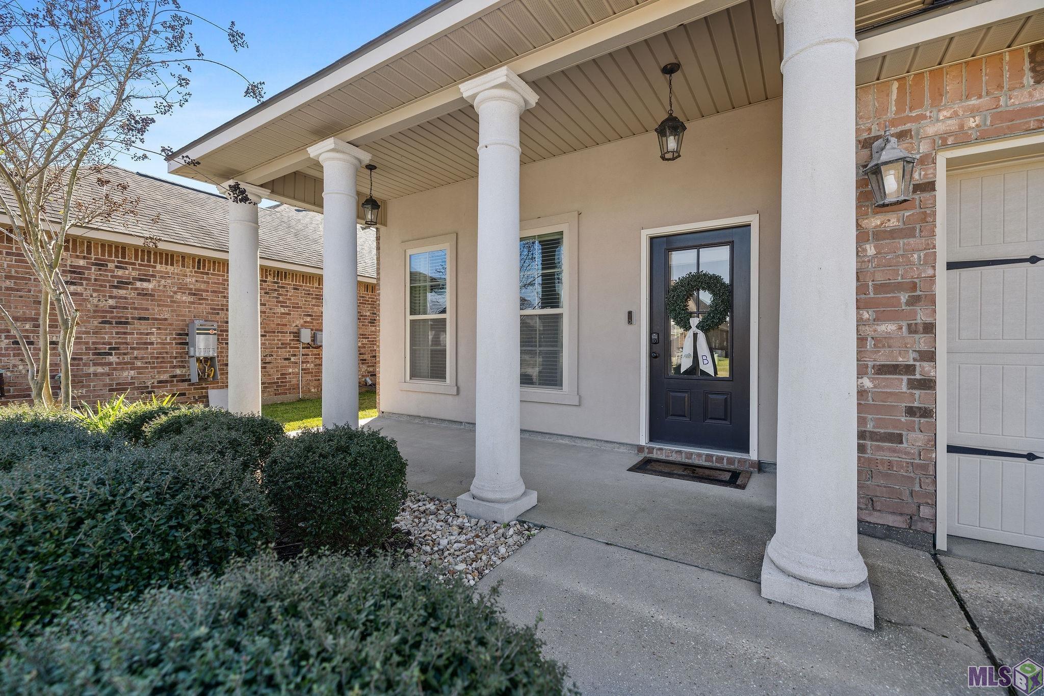 8666 Aston Avenue Baton Rouge, LA 70820 - Photo 2 of 23 Gallery Image 2