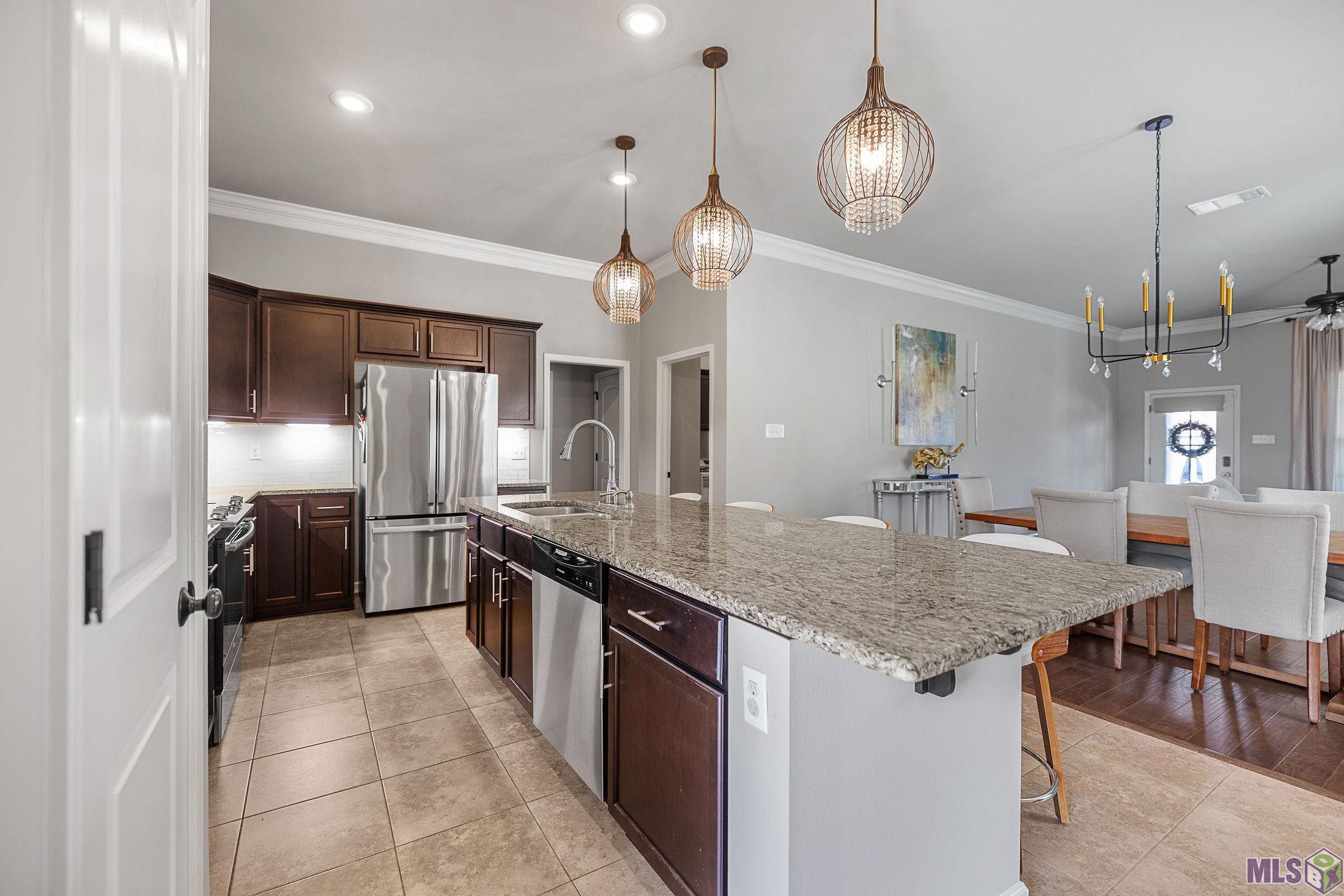 8666 Aston Avenue Baton Rouge, LA 70820 - Photo 10 of 23 Gallery Image 10