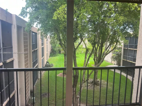 $2,300 | 8401 Southwest 107th Avenue, Unit 322E, Miami, FL 33173