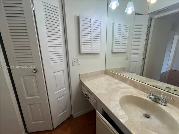 $2,300 | 8401 Southwest 107th Avenue, Unit 322E, Miami, FL 33173