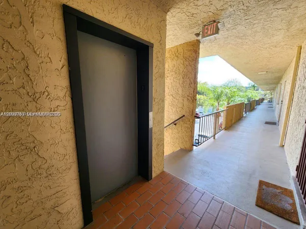 $2,300 | 8401 Southwest 107th Avenue, Unit 322E, Miami, FL 33173