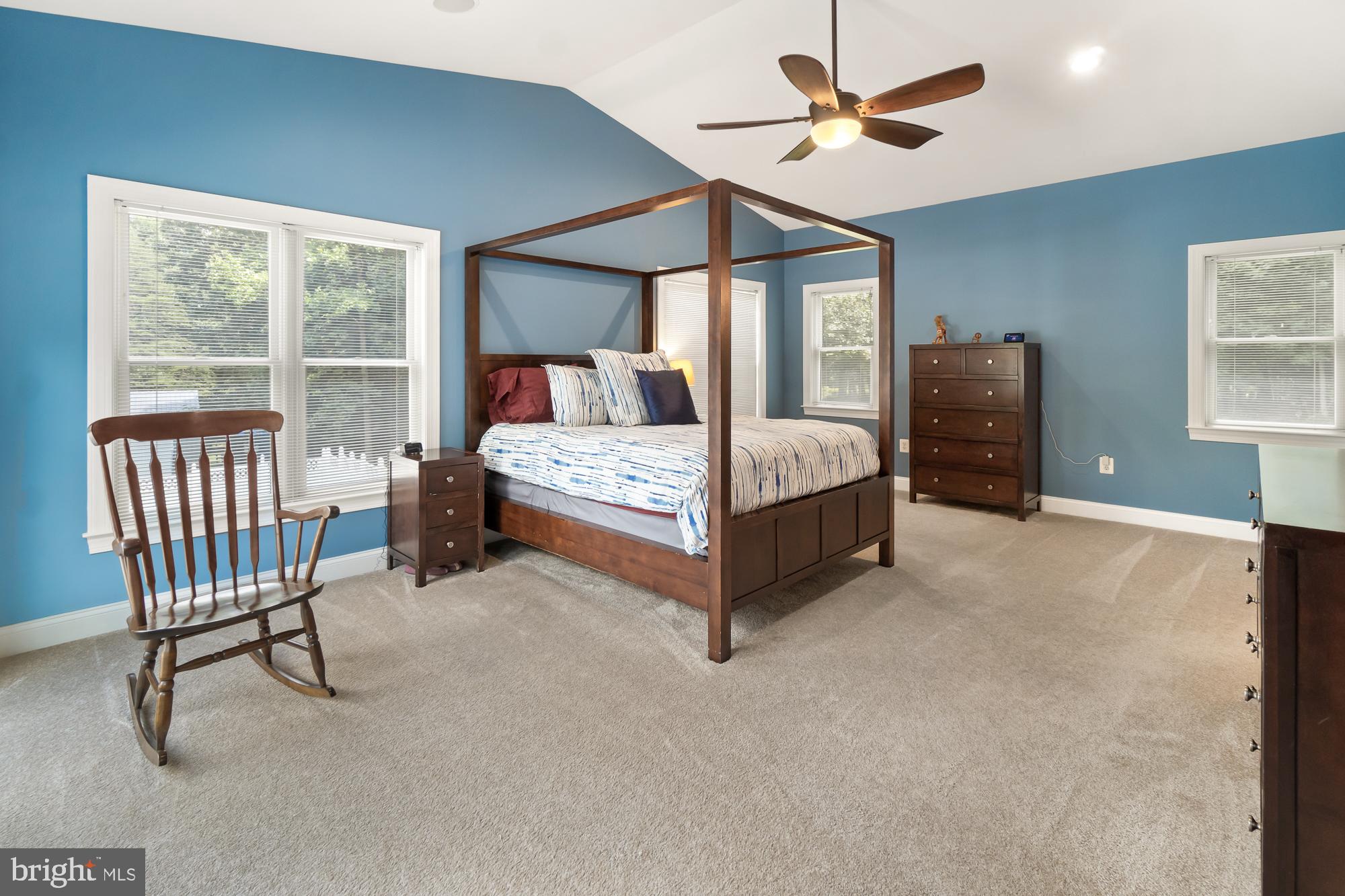 9836 Watkins Road Gaithersburg, MD 20882 - Photo 20 of 70 Main level primary suite