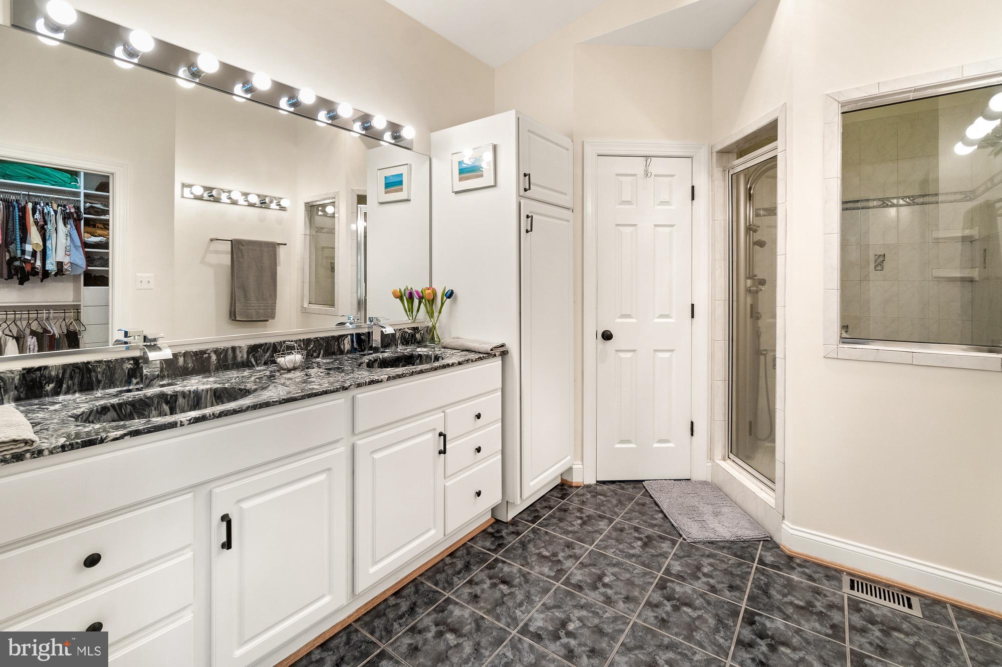 9836 Watkins Road Gaithersburg, MD 20882 - Photo 22 of 70 Primary bath with dual vanities