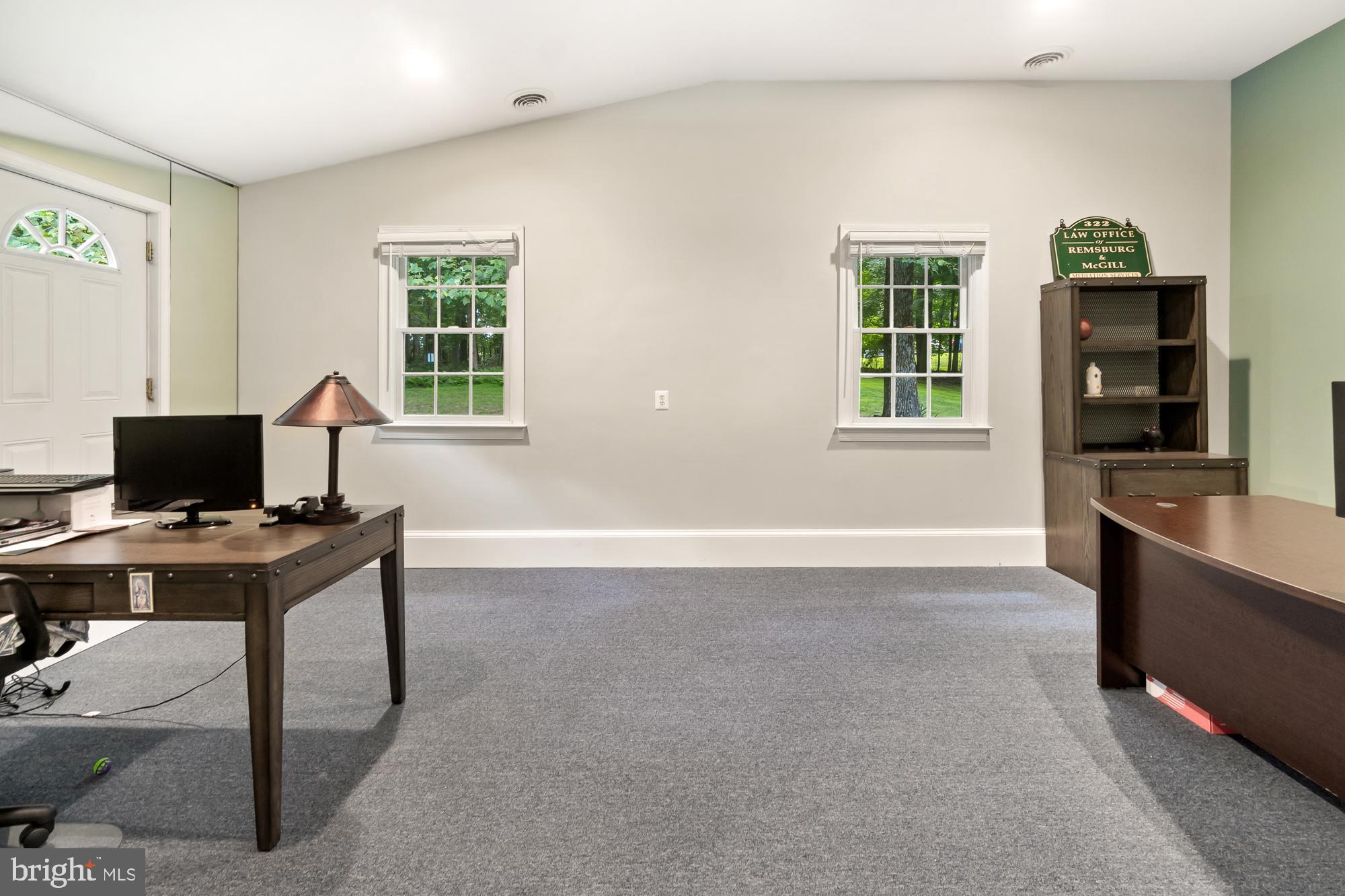 9836 Watkins Road Gaithersburg, MD 20882 - Photo 29 of 70 Oversized office