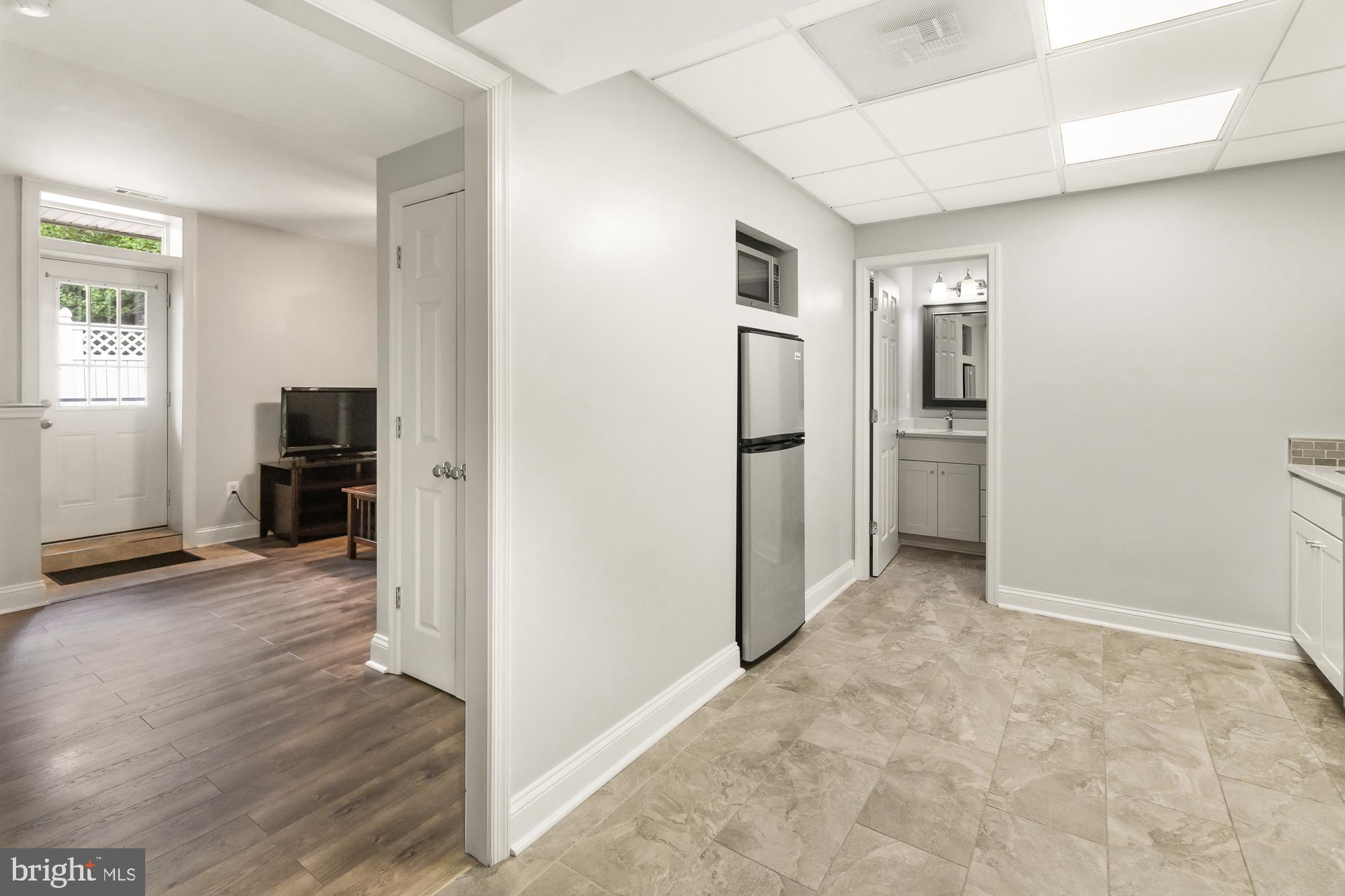 9836 Watkins Road Gaithersburg, MD 20882 - Photo 43 of 70 Lower level separate apartment