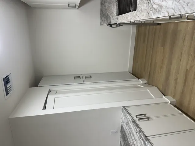 a view of utility room