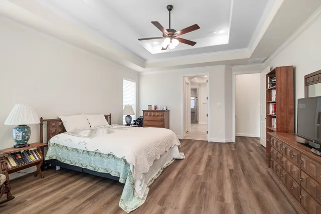 $750,000 | 305 Champions Court, El Campo, TX 77437