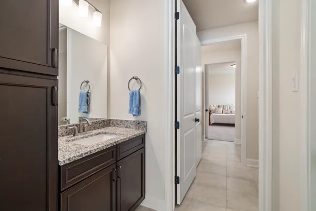 $750,000 | 305 Champions Court, El Campo, TX 77437