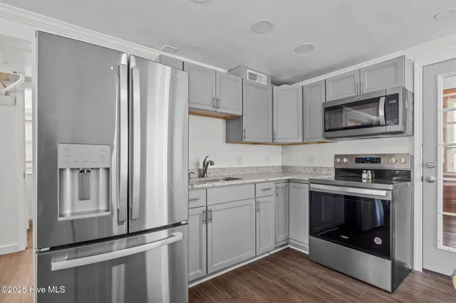 $825,000 | 303 East Atlantic Boulevard, Atlantic Beach, NC 28512