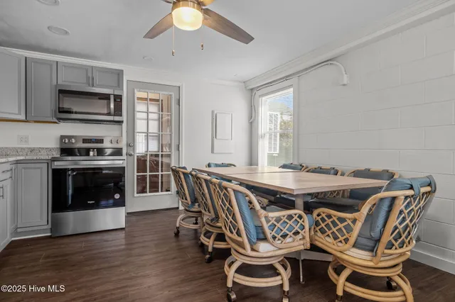 $775,000 | 303 East Atlantic Boulevard, Atlantic Beach, NC 28512