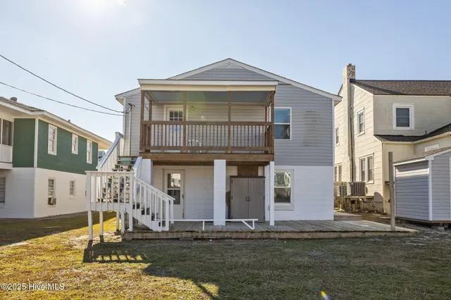 $825,000 | 303 East Atlantic Boulevard, Atlantic Beach, NC 28512