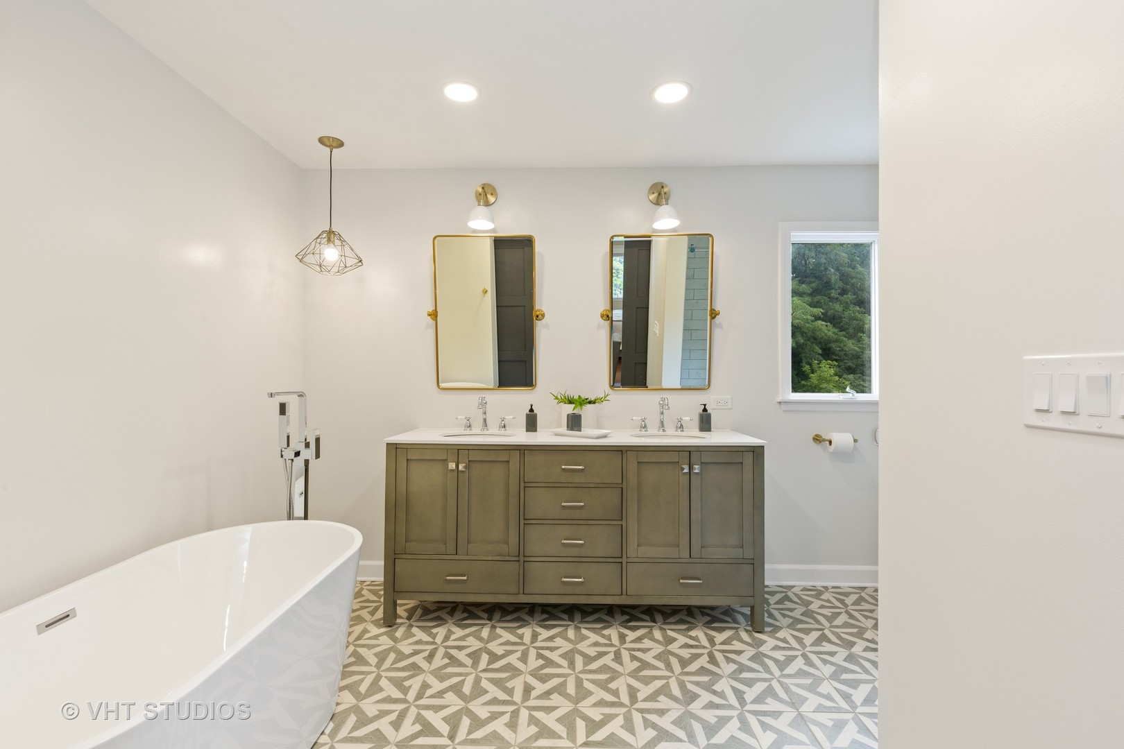 1124 Aberdeen Road Inverness, IL 60067 - Photo 20 of 46