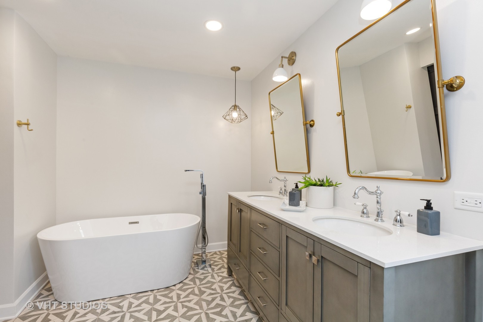 1124 Aberdeen Road Inverness, IL 60067 - Photo 21 of 46