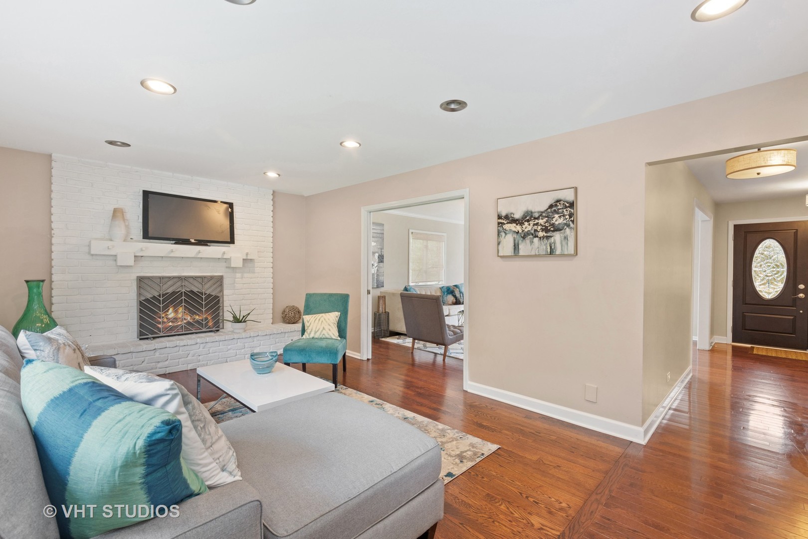 1124 Aberdeen Road Inverness, IL 60067 - Photo 5 of 46