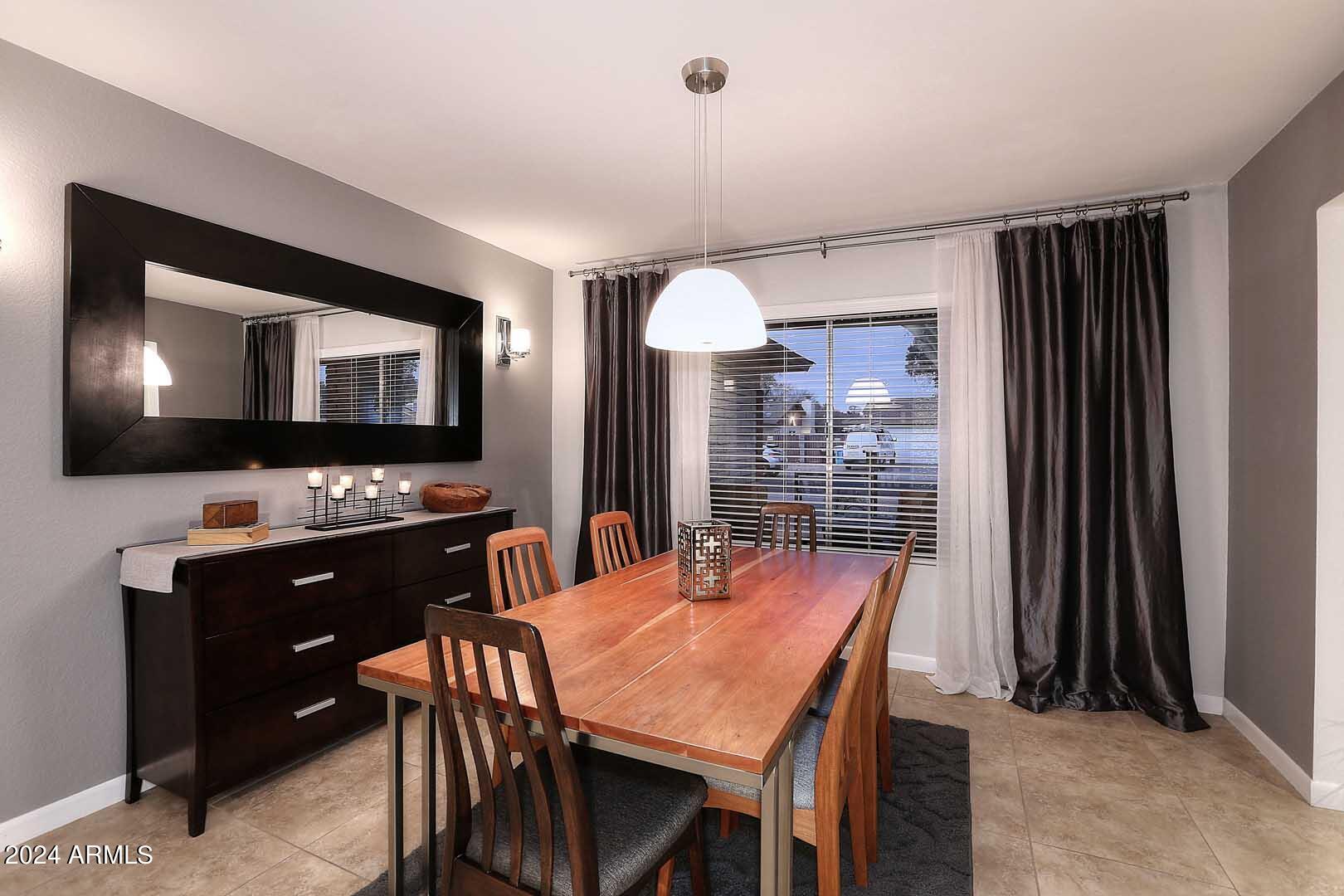 2415 West Redfield Road Phoenix, AZ 85023 - Photo 16 of 71 Night-Dining Room