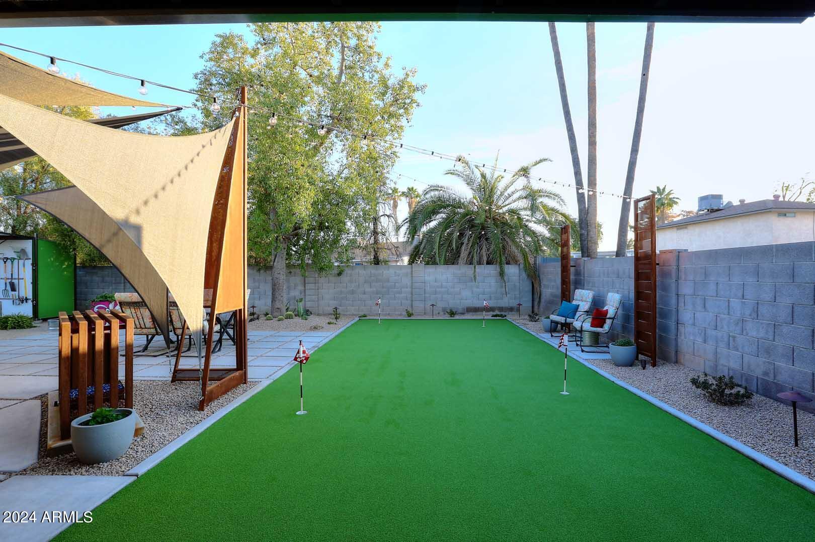 2415 West Redfield Road Phoenix, AZ 85023 - Photo 61 of 71 Putting Green