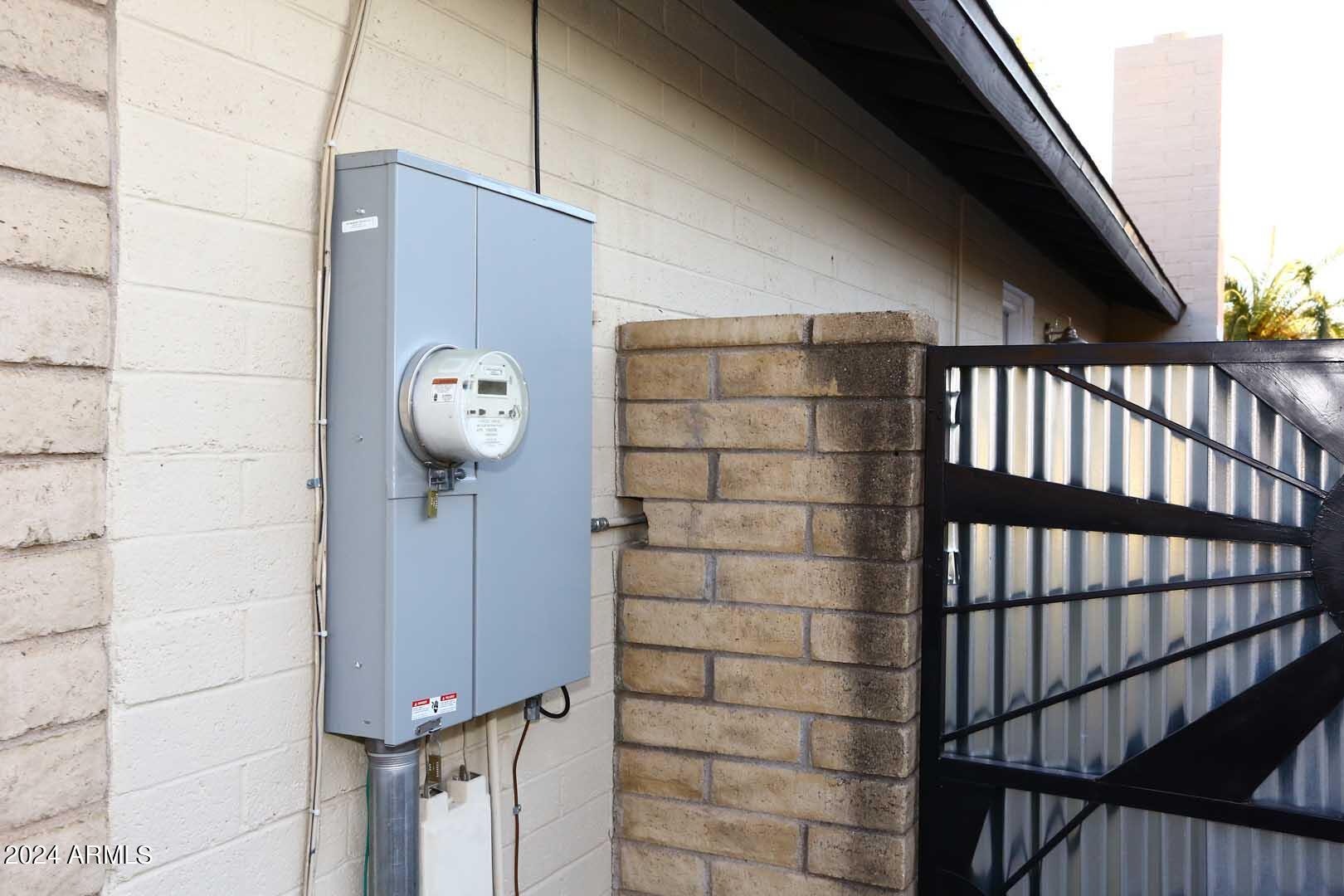 2415 West Redfield Road Phoenix, AZ 85023 - Photo 8 of 71 New Electrical Box