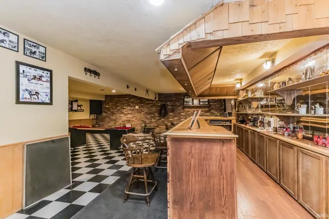 $675,000 | 4559 East 100 South, Hartford City, IN 47348