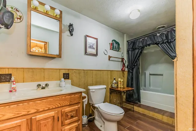 $675,000 | 4559 East 100 South, Hartford City, IN 47348