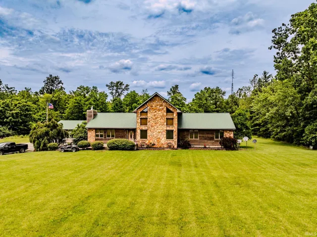 $675,000 | 4559 East 100 South, Hartford City, IN 47348