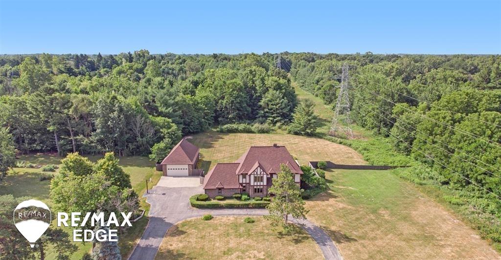 1376 East Mt Morris Road Mount Morris, MI 48458 - Photo 6 of 57 50145850-e214ee47-0945-40a7-92fb-68dbedc1aabe.JPG