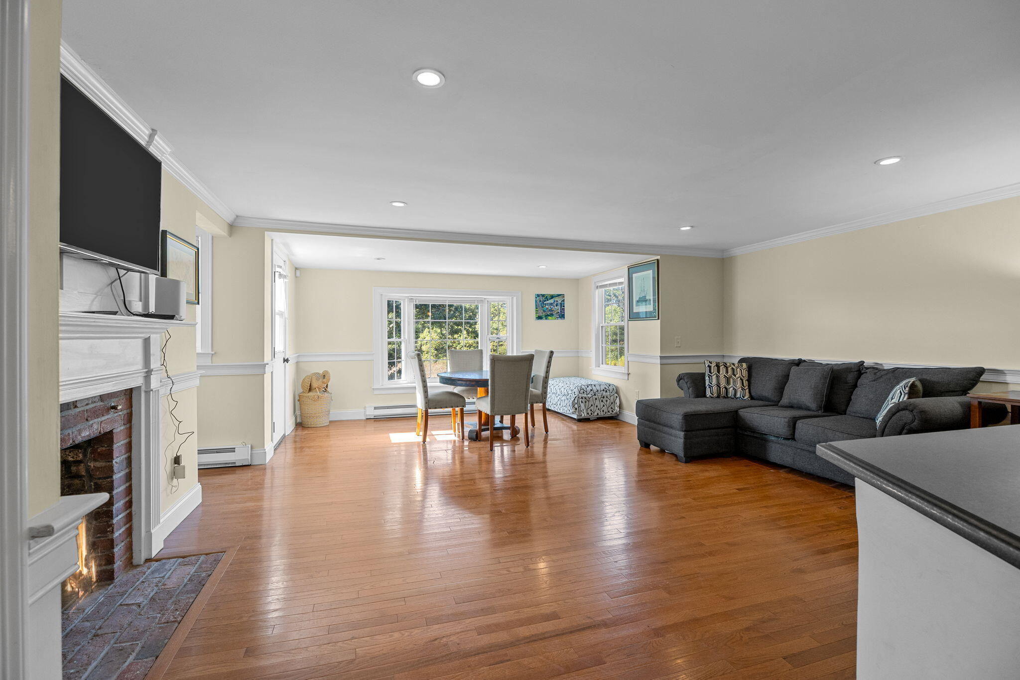 109 Misty Meadow Lane, Unit 4 Chatham, MA 02650 - Photo 5 of 30 5-web-or-mls-109-misty-meadow-ln-4