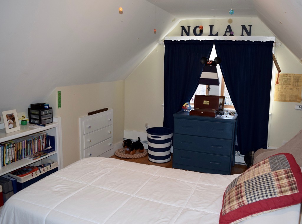 176 Shore Road Pocasset, MA 02559 - Photo 19 of 27 Gallery Image 19