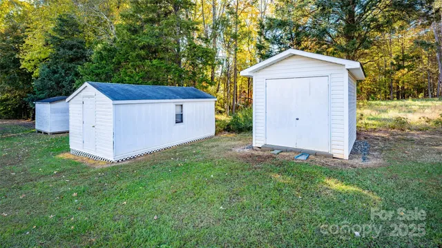 a house view with a outdoor space