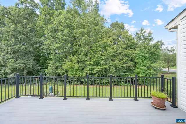 a view of a small yard