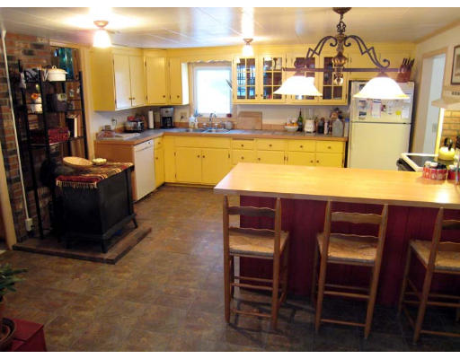 528 Leyden Road Greenfield, MA 01301 - Photo 14 of 19 Gallery Image 14
