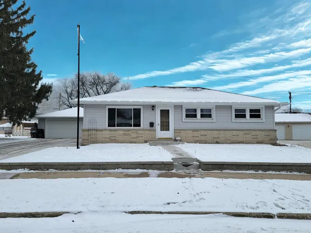 $349,900 | 3381 South 75th Street, Milwaukee, WI 53219