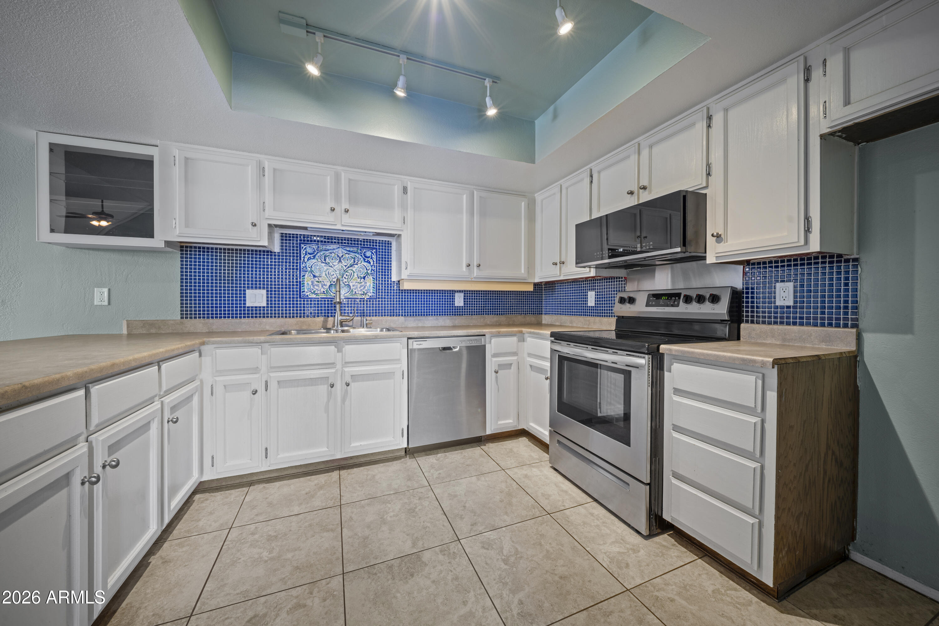 222 West Brown Road, Unit 4 Mesa, AZ 85201 - Photo 2 of 29 DSC04992
