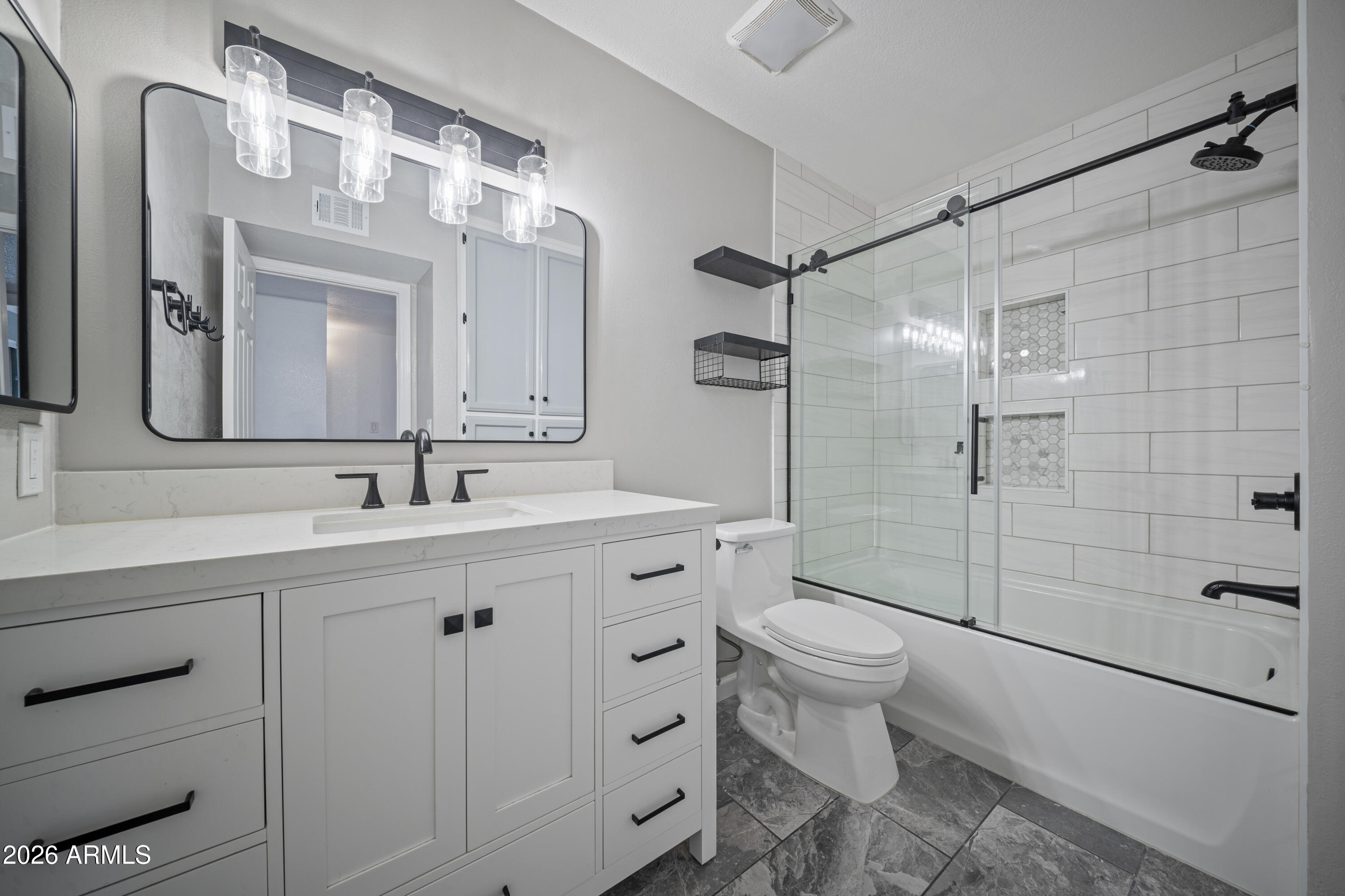222 West Brown Road, Unit 4 Mesa, AZ 85201 - Photo 8 of 29 DSC05037