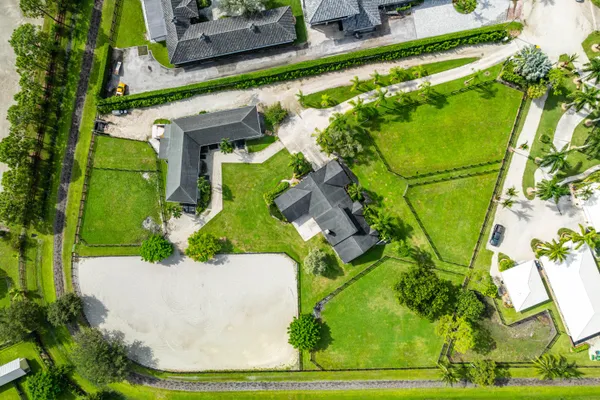 $1,750 | 2080 Canter Way, Wellington, FL 33414