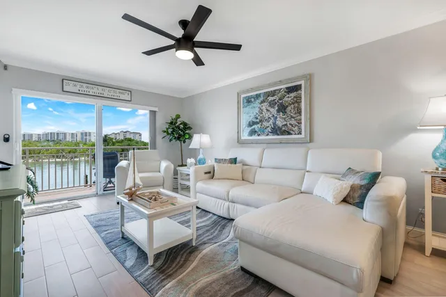 $565,000 | 1208 Edington Place, Unit E204, Marco Island, FL 34145