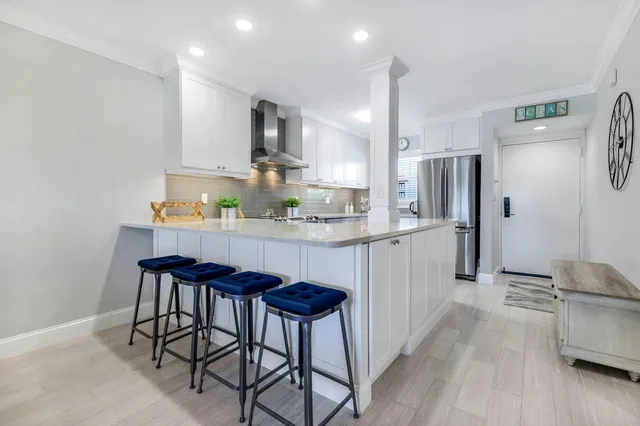 $565,000 | 1208 Edington Place, Unit E204, Marco Island, FL 34145