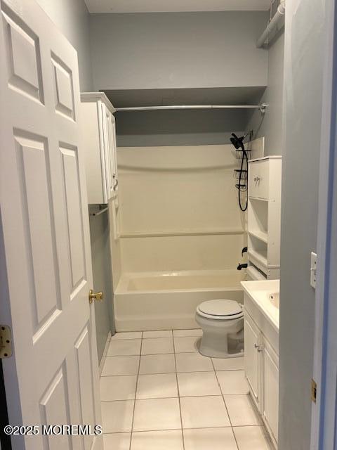 27-29 East Front Street, Unit B Red Bank, NJ 07701 - Photo 7 of 7 a bathroom with a toilet a sink and a shower