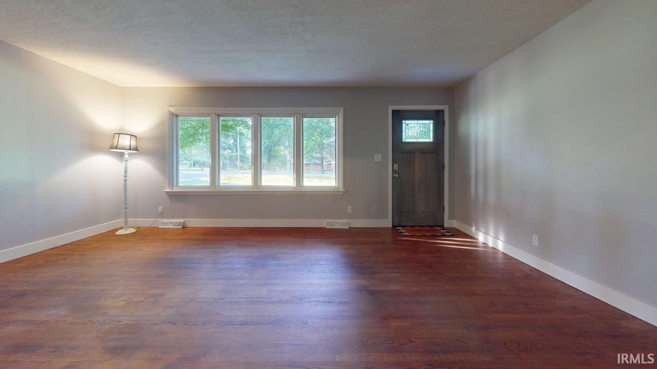 3775 North Camp Arthur Road Vincennes, IN 47591 - Photo 10 of 31