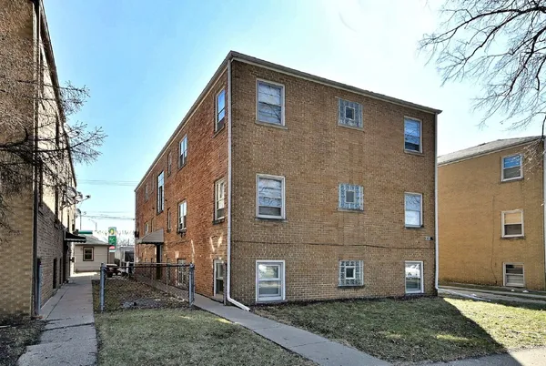 $929,000 | 2743 North 72nd Court, Elmwood Park, IL 60707