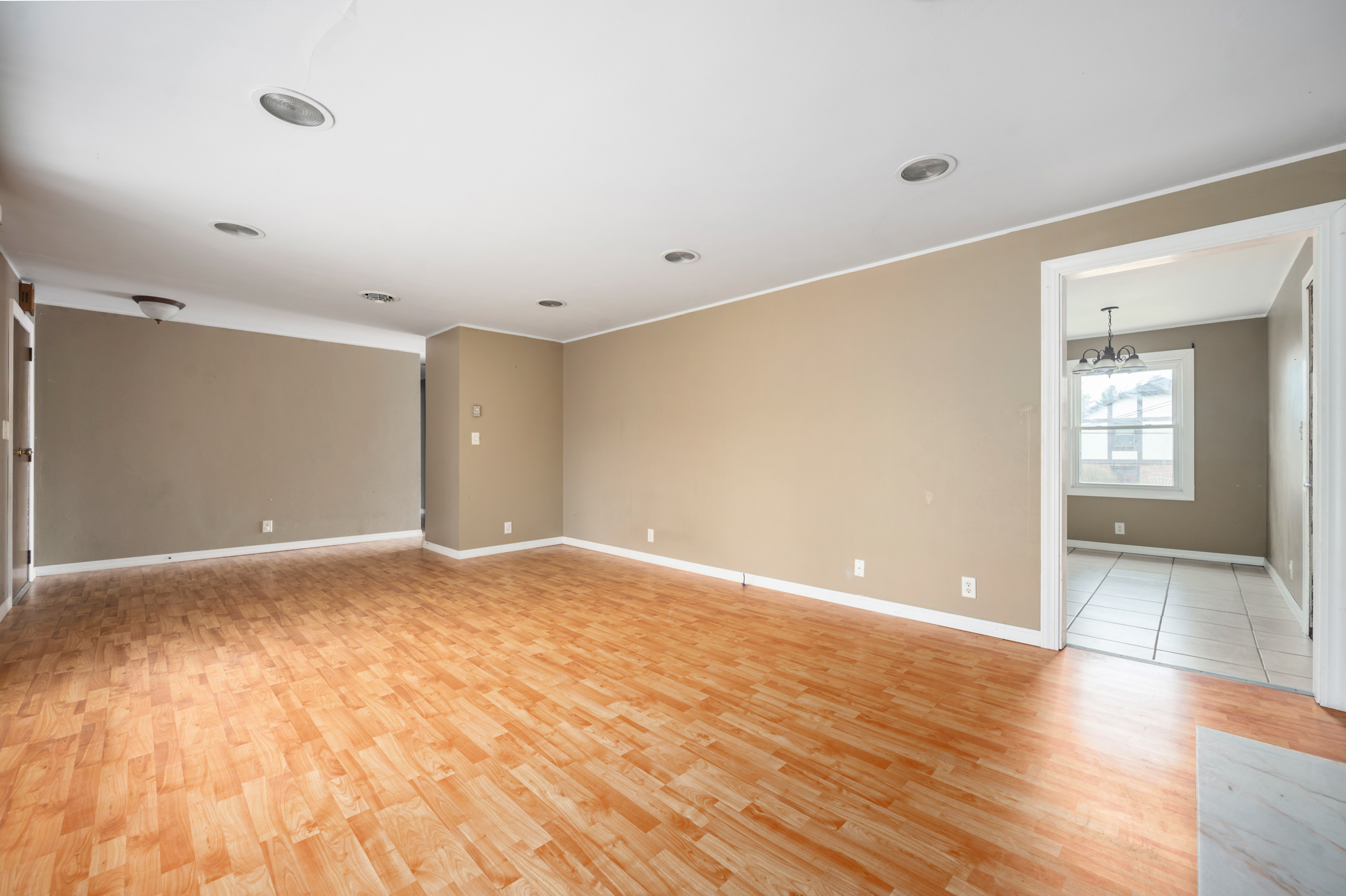 2409 Highland Road Anderson, IN 46012 - Photo 17 of 28 Gallery Image 17