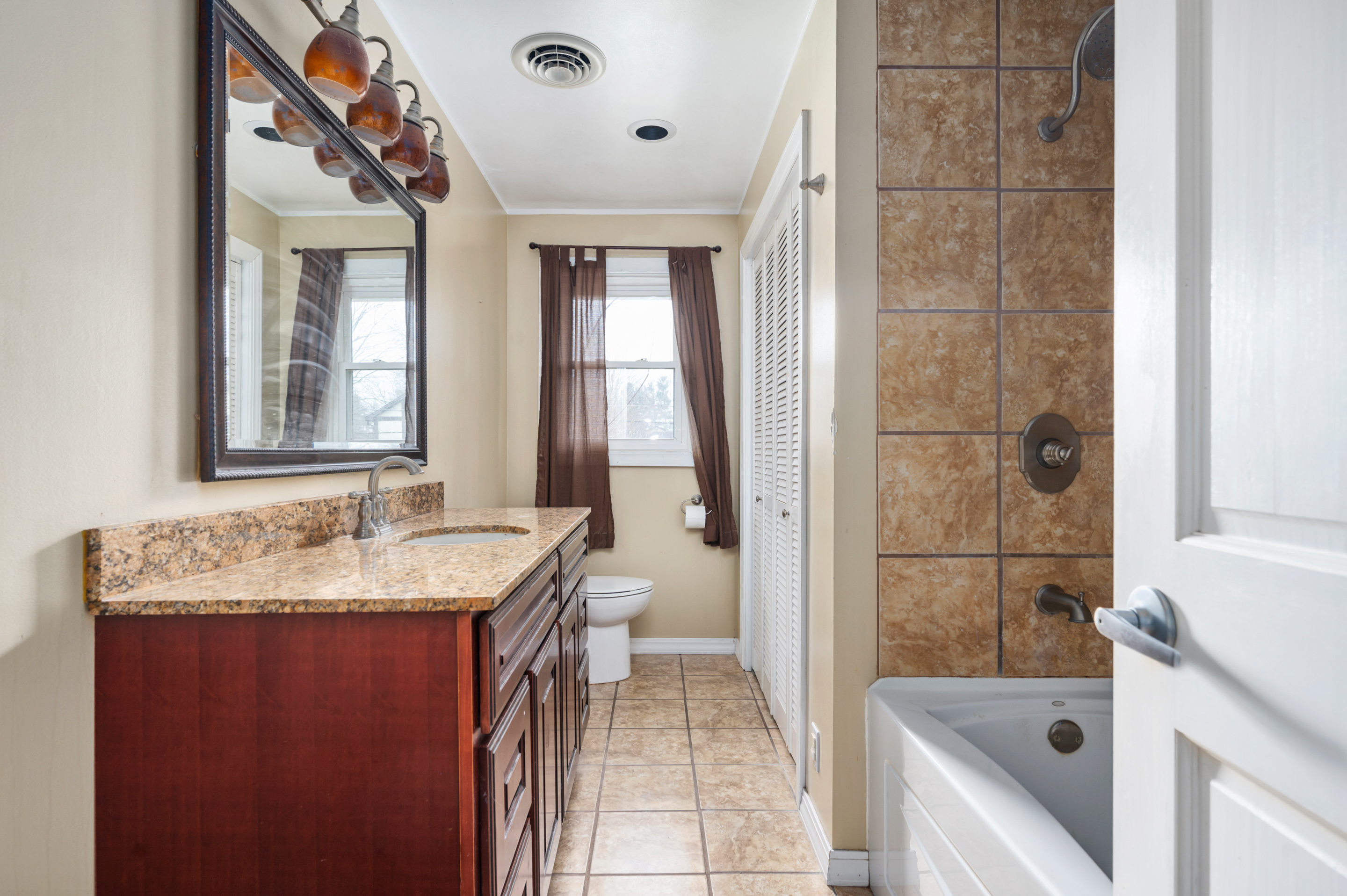 2409 Highland Road Anderson, IN 46012 - Photo 25 of 28 Gallery Image 25