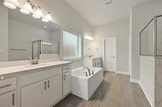 $2,700 | 428 Texon Drive, Liberty Hill, TX 78642