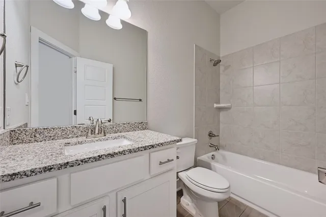 $2,700 | 428 Texon Drive, Liberty Hill, TX 78642