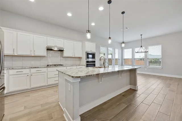 $2,700 | 428 Texon Drive, Liberty Hill, TX 78642