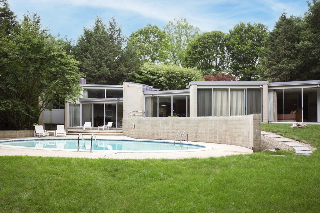 15 Young Road Weston, MA 02493 - Photo 1 of 21