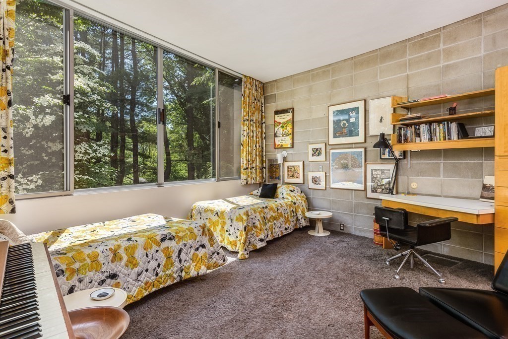 15 Young Road Weston, MA 02493 - Photo 14 of 21